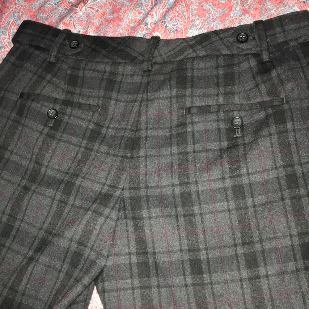 Express Design 12t 8c Suit Cuffed Capri “Editor” - image 4